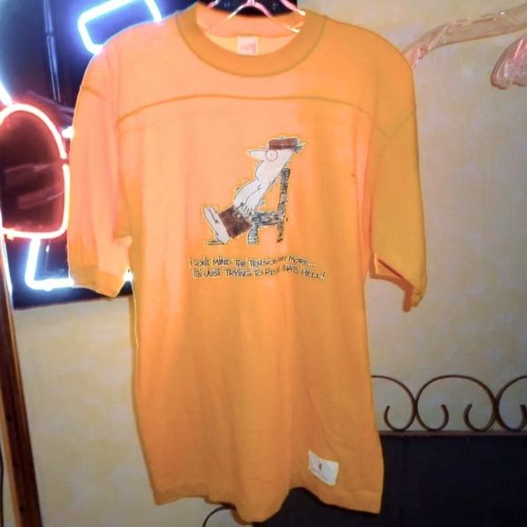 COPY - Hilarious VINTAGE 80s Don't mind tension trying to relax is Hell T-shirt - Picture 2 of 5